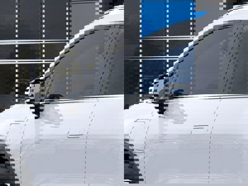 New 2026 Chevrolet Equinox EV LT image 12