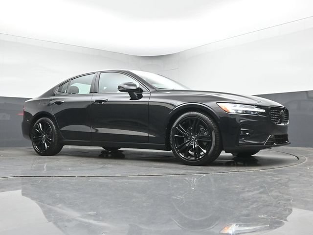 Used 2024 Volvo S60 B5 Plus w/ Climate Package FWD image 36