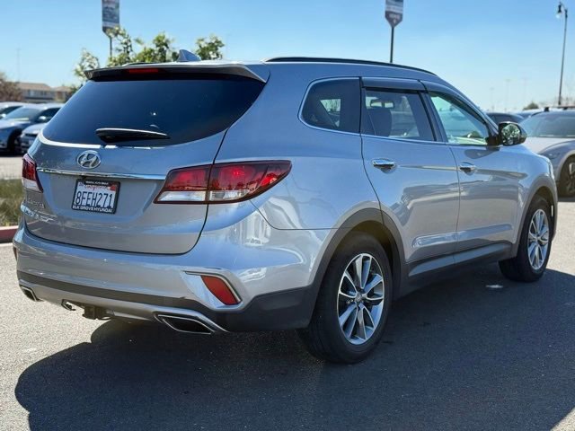 Used 2018 Hyundai Santa Fe SE image 9