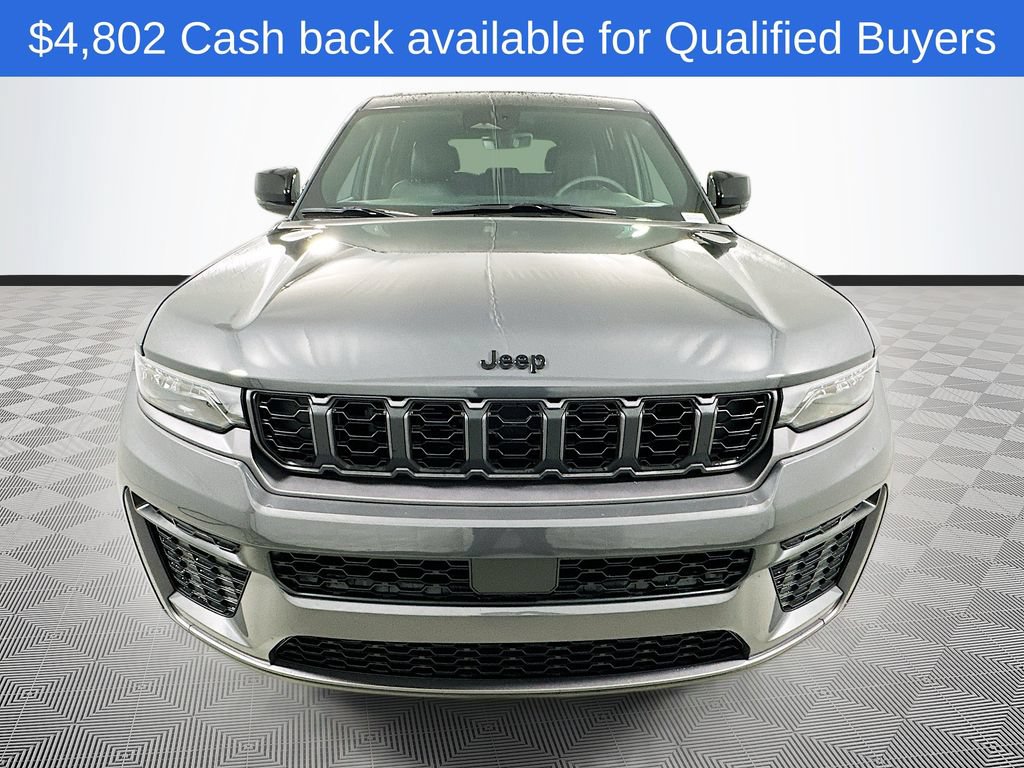 New 2026 Jeep Grand Cherokee Altitude AWD/4WD image 2