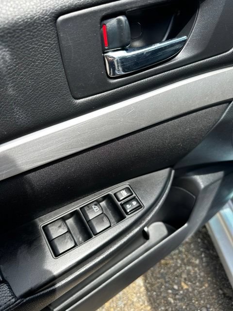 Used 2012 Subaru Legacy 2.5i Premium AWD/4WD image 11