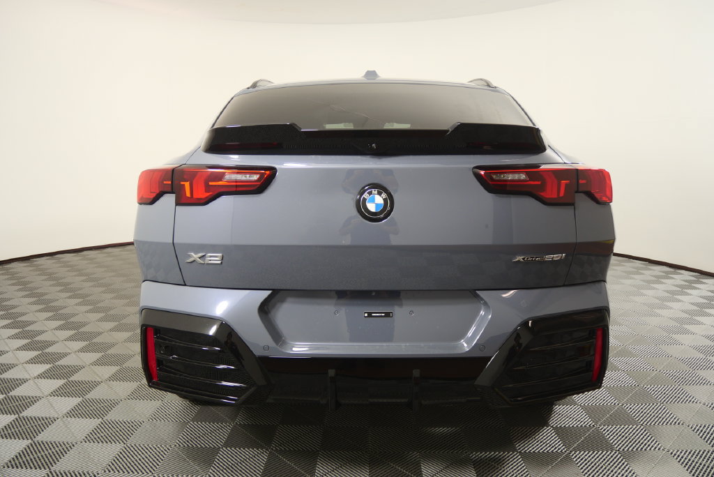 New 2026 BMW X2 xDrive28i w/ Technology Package AWD/4WD image 5