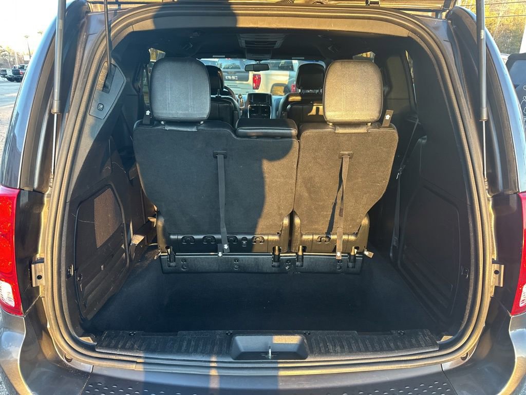 Used 2017 Dodge Grand Caravan GT image 24