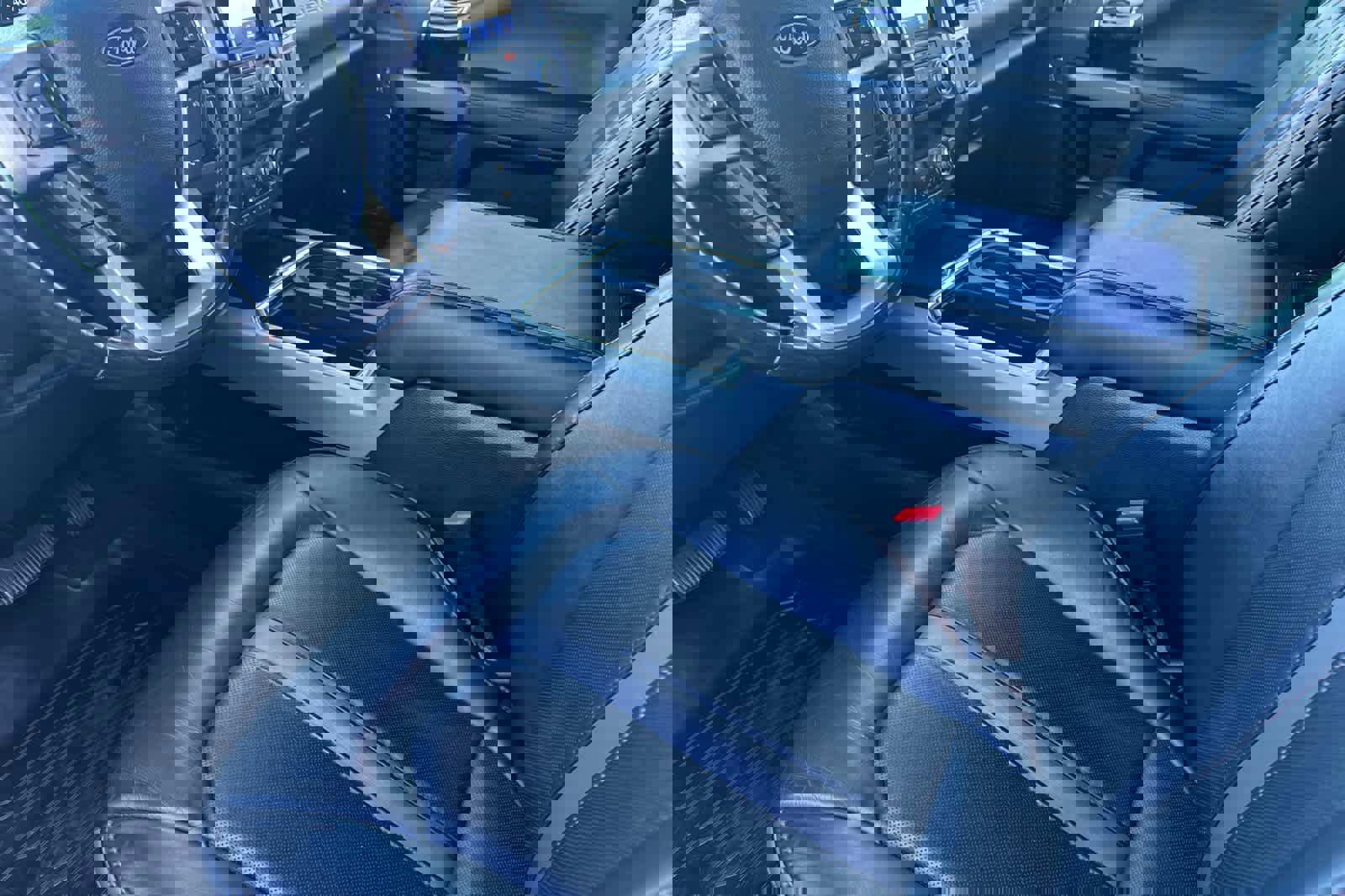 Certified 2020 Ford F250 Platinum w/ FX4 Off-Road Package image 11