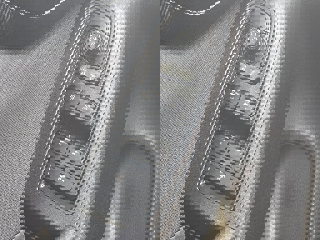 Used 2018 Subaru Crosstrek 2.0i Premium w/ Popular Package #3 image 21