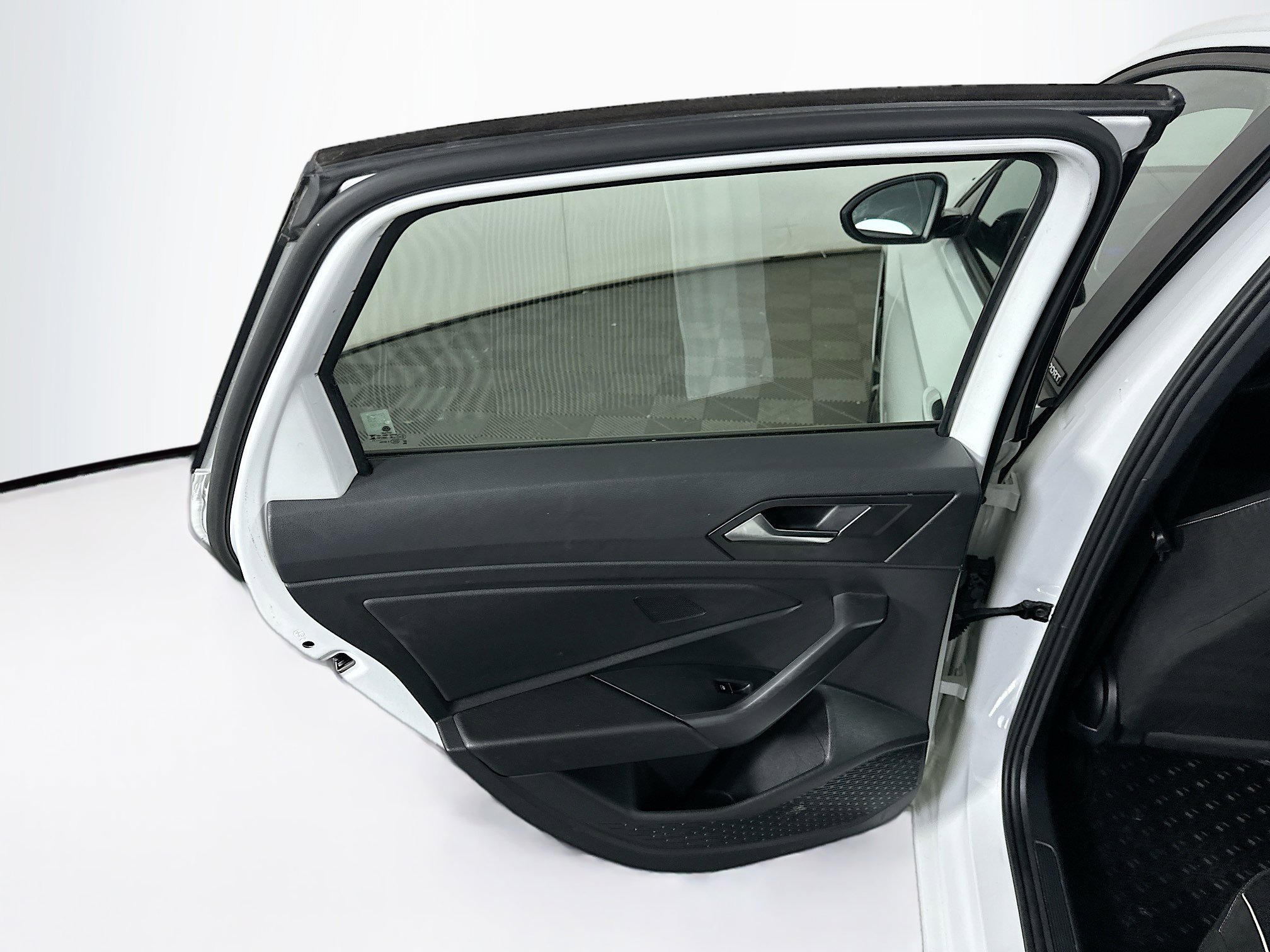 Used 2024 Volkswagen Jetta Sport image 25