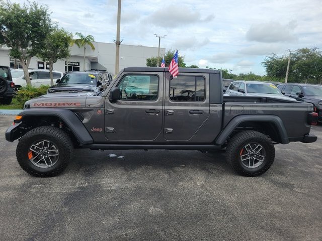 Certified 2025 Jeep Gladiator Mojave w/ Safety Group AWD/4WD image 4