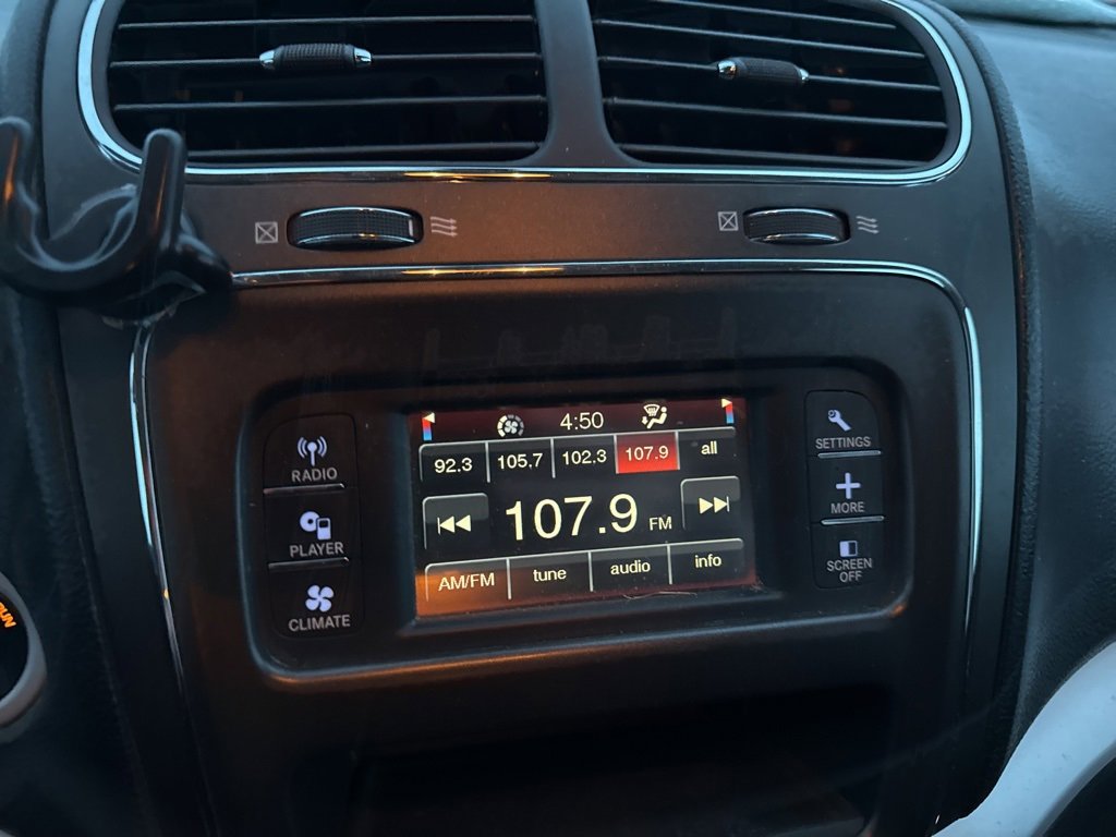 Used 2018 Dodge Journey SE w/ Blacktop Package image 13