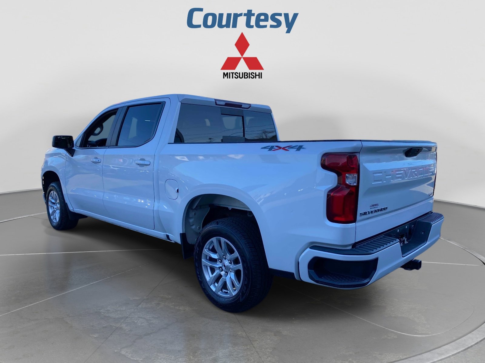 Used 2020 Chevrolet Silverado 1500 RST w/ All-Star Edition AWD/4WD image 3