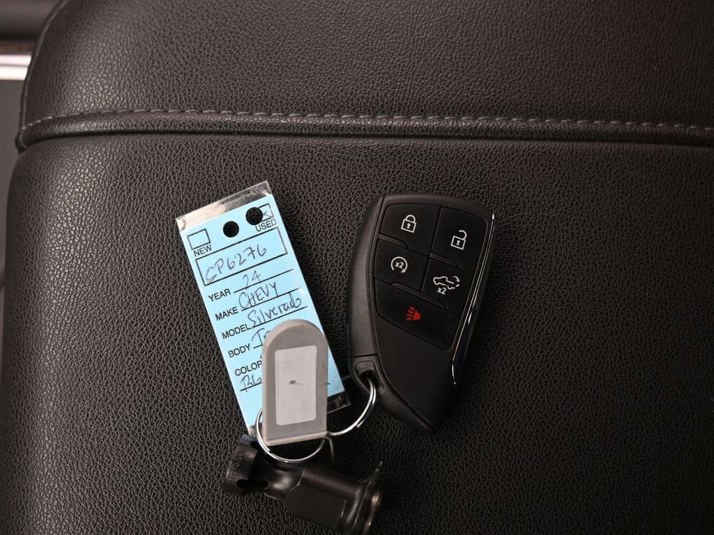 Used 2024 Chevrolet Silverado 1500 LT Trail Boss w/ Convenience Package II image 20