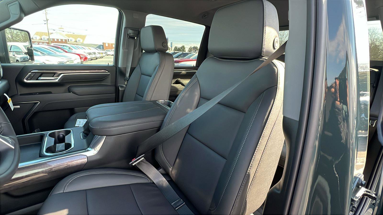 New 2026 Chevrolet Silverado 2500 LTZ w/ Trail Boss Package image 15