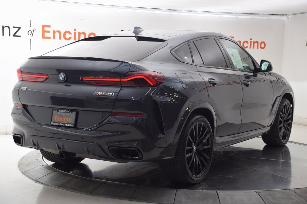 Used 2022 BMW X6 M50i w/ Executive Package image 6