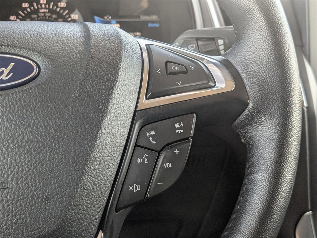 Used 2024 Ford Edge Titanium image 19