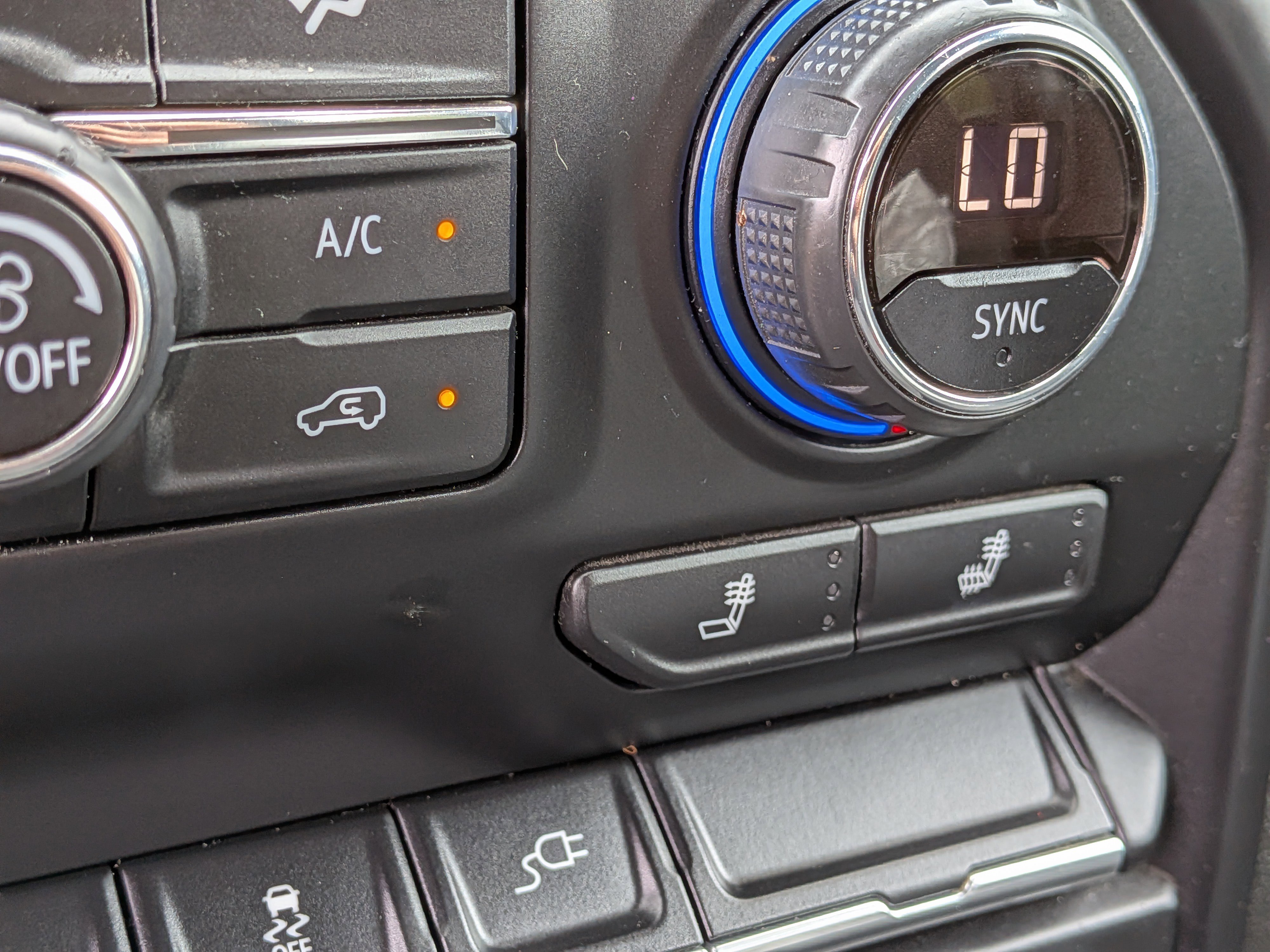 Used 2021 Chevrolet Silverado 2500 LT w/ Fleet Comfort Package image 29