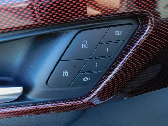New 2026 Chevrolet Traverse RS w/ LPO, Illumination Package FWD image 12