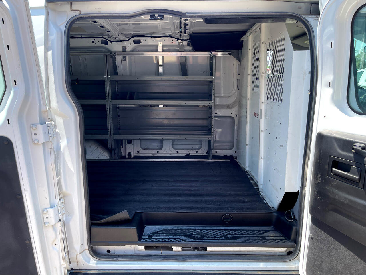 Used 2015 Ford Transit 250 130 Low Roof w/ Exterior Upgrade Package image 14