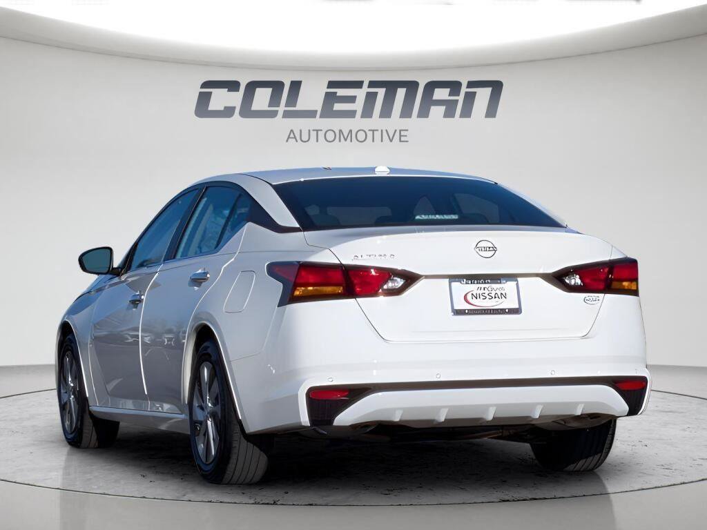 Certified 2025 Nissan Altima 2.5 S FWD image 7