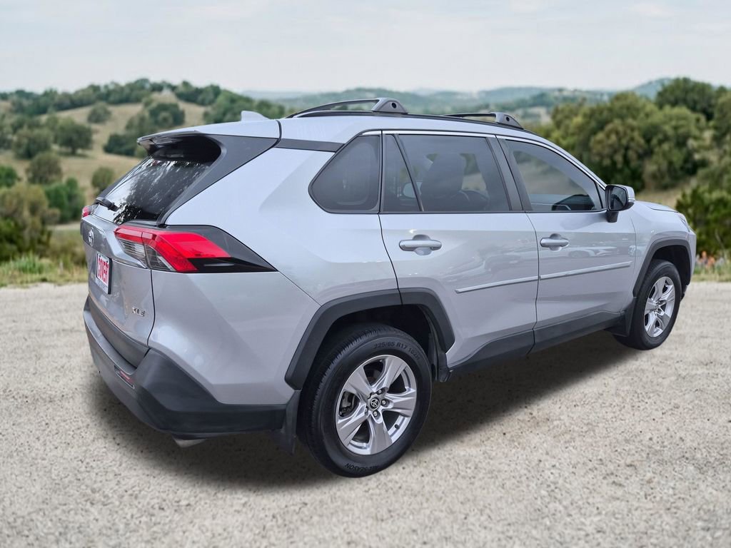 Used 2023 Toyota RAV4 XLE w/ Convenience Package FWD image 10