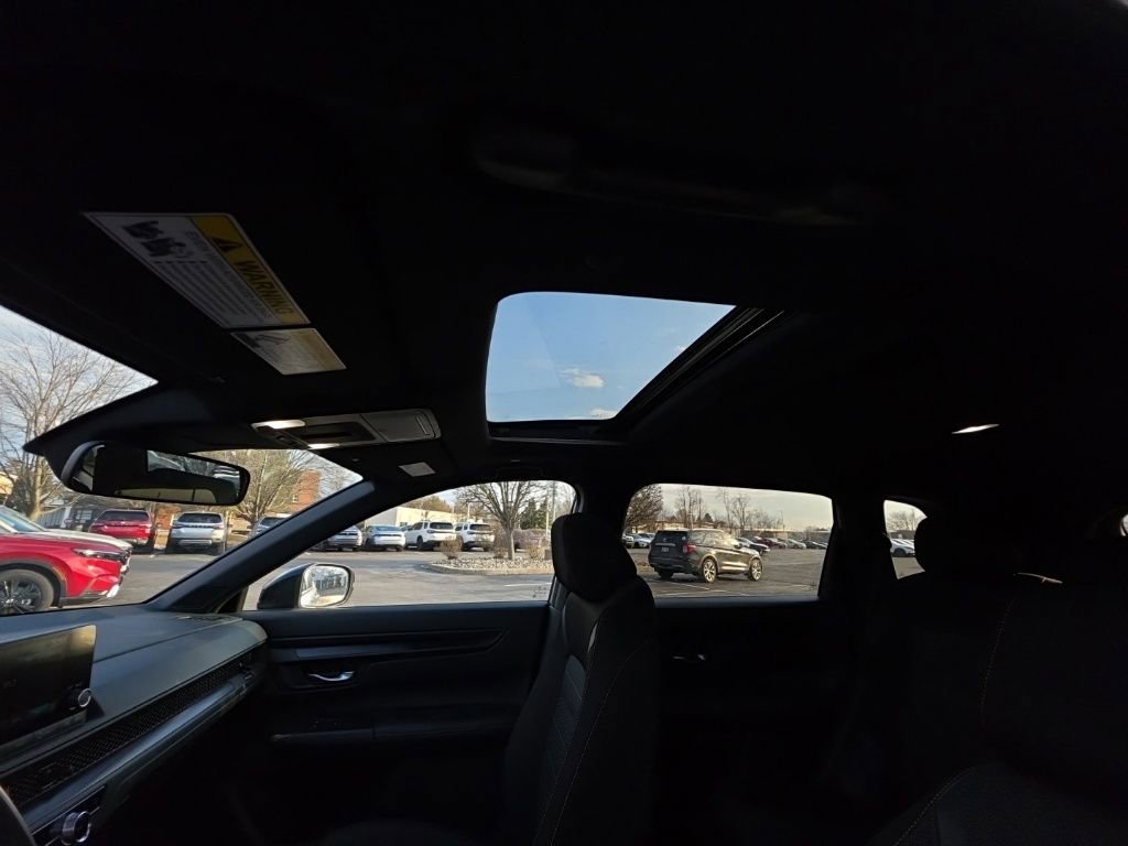 Used 2023 Honda CR-V LX image 22