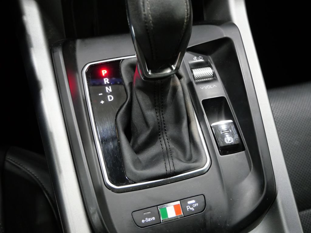 Used 2024 Alfa Romeo Tonale Veloce AWD/4WD image 23