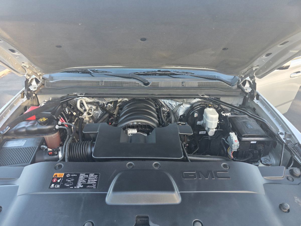 Used 2016 GMC Yukon SLT image 39