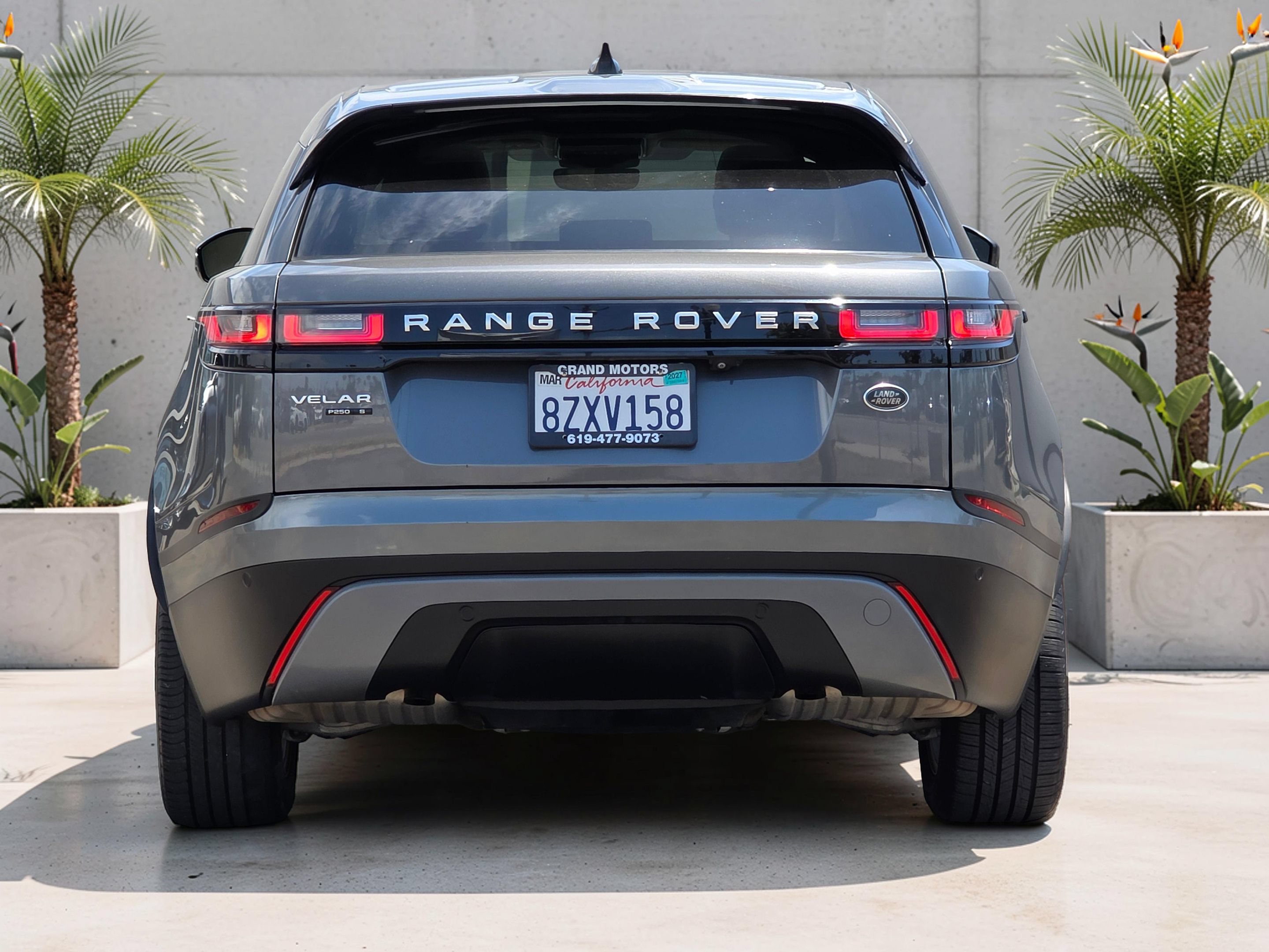 Used 2018 Land Rover Range Rover Velar S AWD/4WD image 5