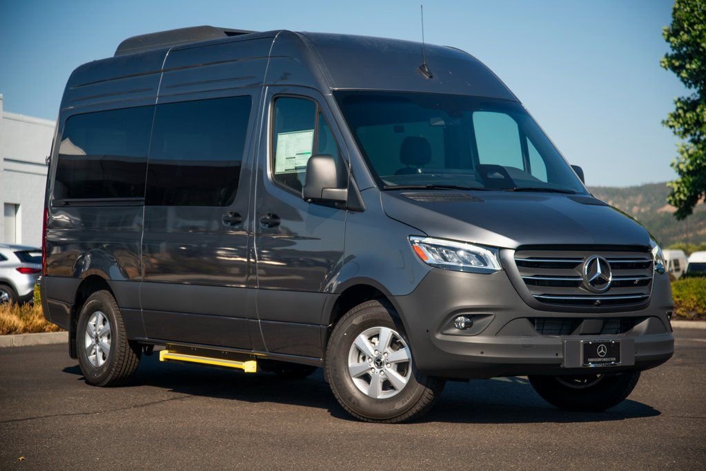 New 2025 Mercedes-Benz Sprinter 2500 image 3