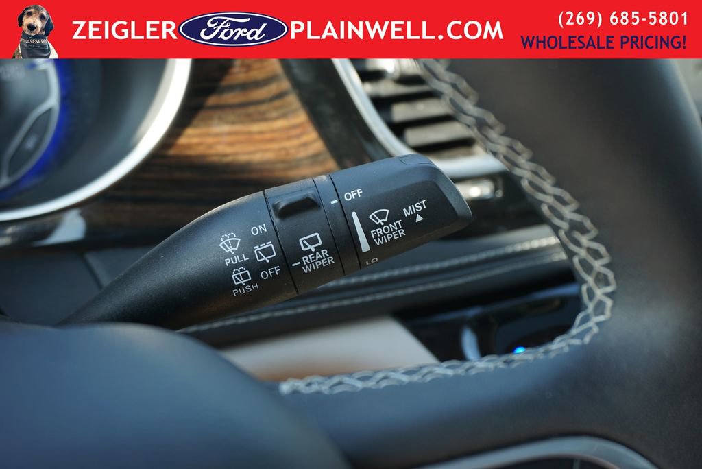 Used 2024 Chrysler Pacifica Limited FWD image 31