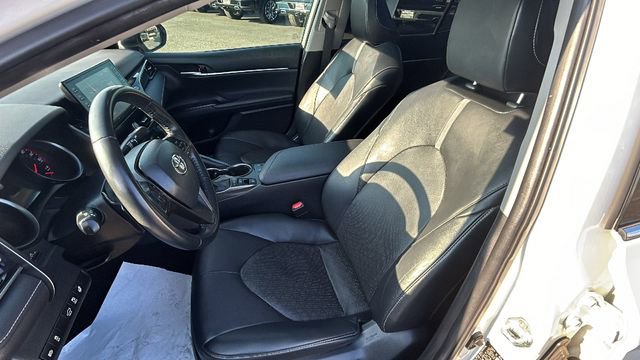 Used 2021 Toyota Camry XSE image 17