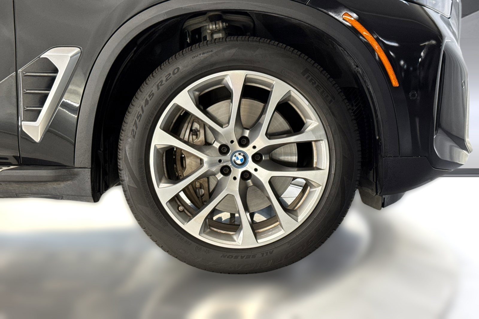 Used 2025 BMW X5 xDrive50e AWD/4WD image 11