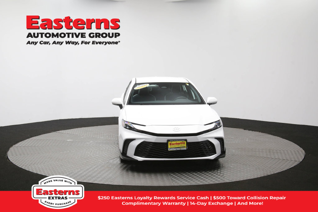Used 2025 Toyota Camry SE FWD image 51