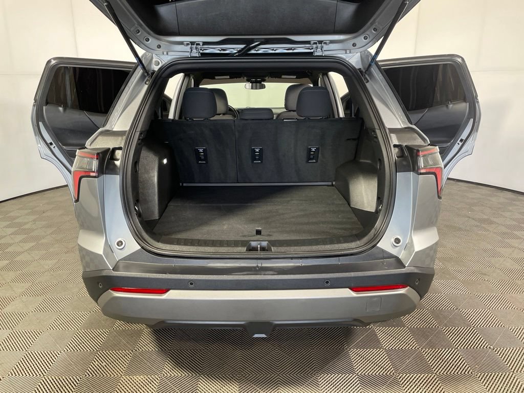 Used 2025 Chevrolet Equinox LT AWD/4WD image 21