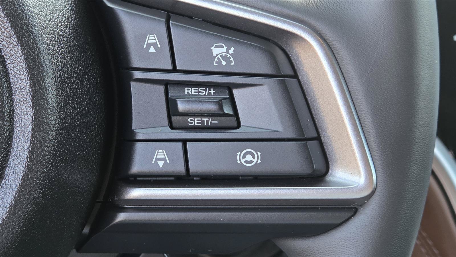 Used 2025 Subaru Outback Touring XT AWD/4WD image 21