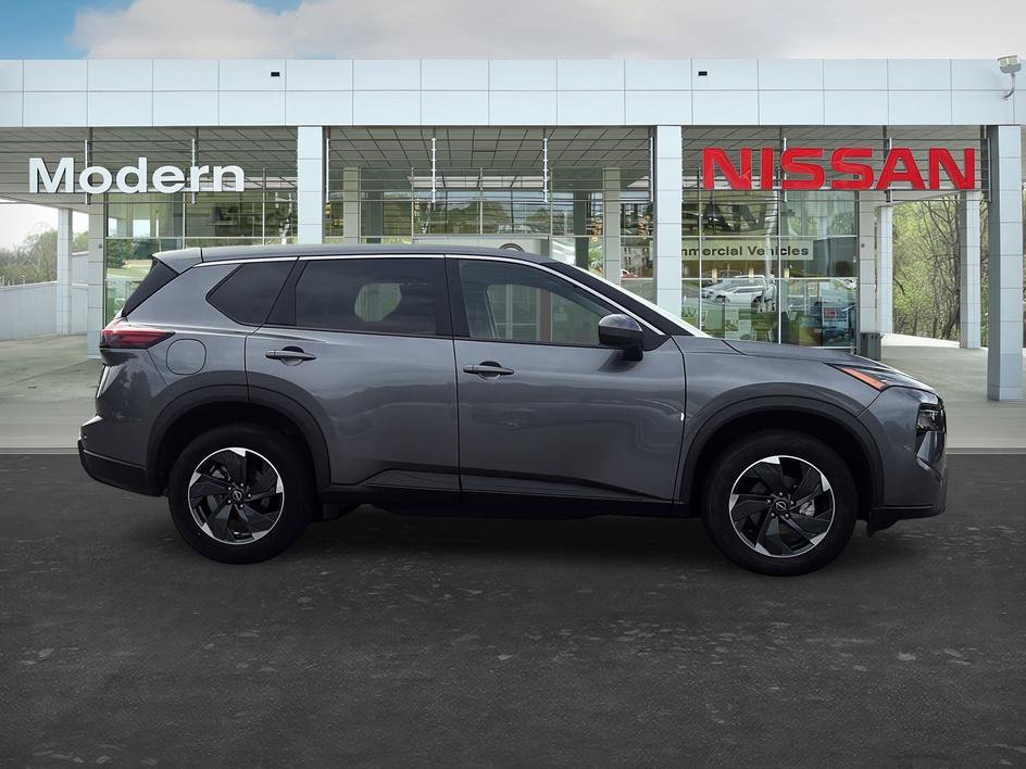 Certified 2025 Nissan Rogue SV AWD/4WD image 6