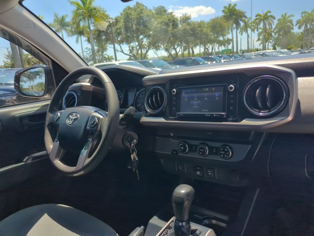 Used 2019 Toyota Tacoma SR5 RWD image 25