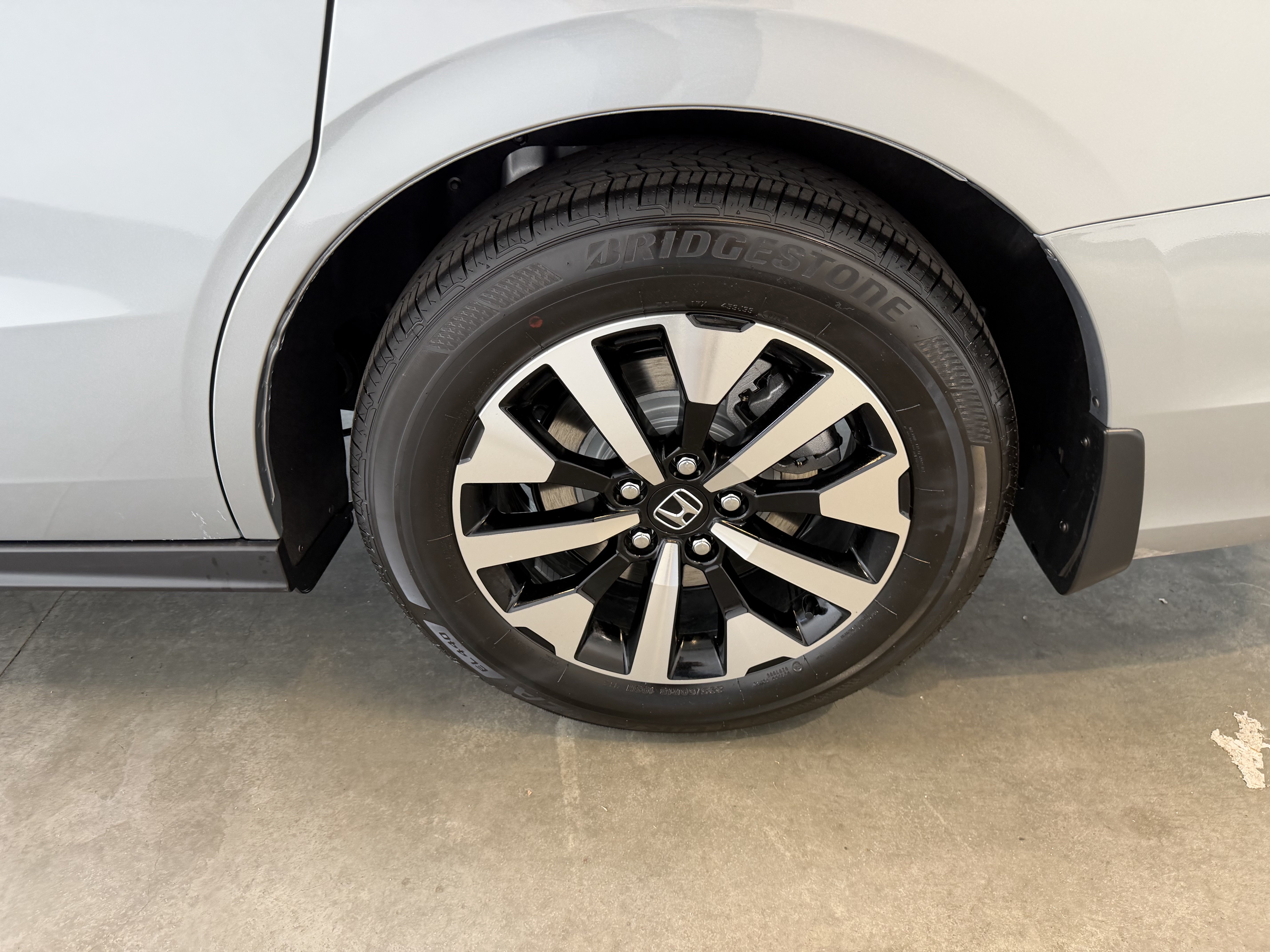 New 2026 Honda Odyssey EX-L image 12
