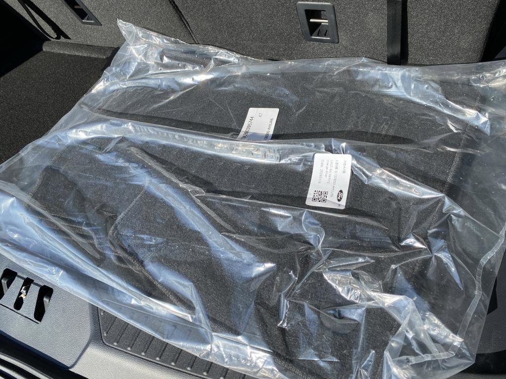 New 2026 Ford Explorer Active image 17