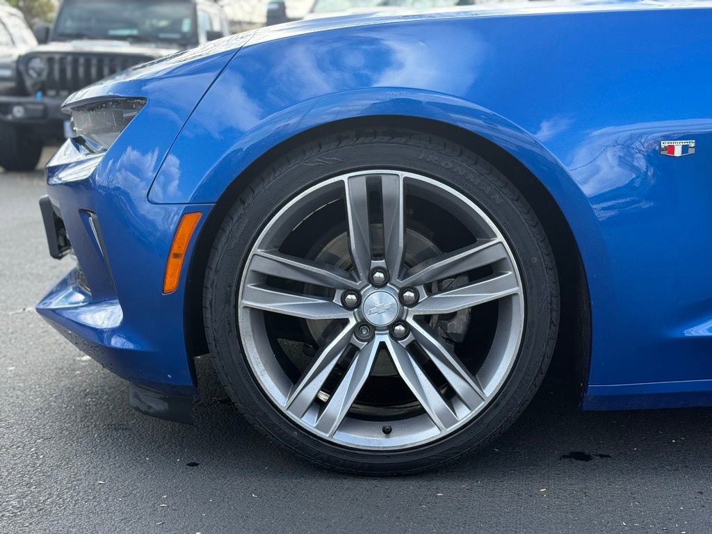 Used 2018 Chevrolet Camaro LS w/ RS Package image 9