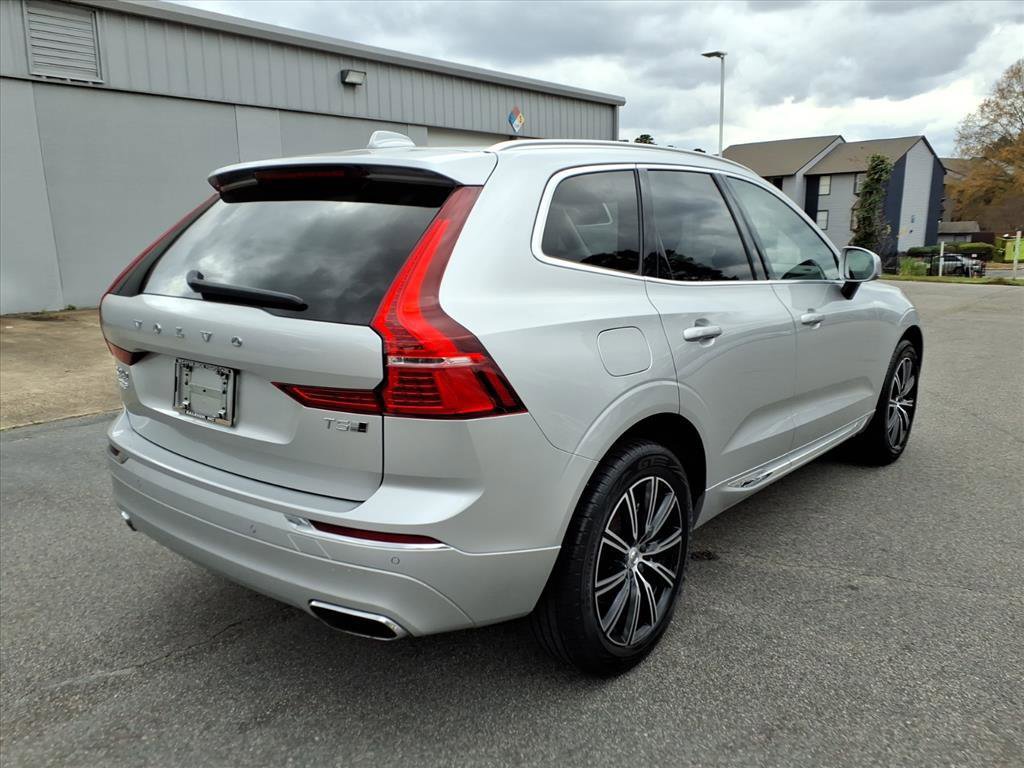 Used 2020 Volvo XC60 T5 Inscription w/ Protection Package image 3