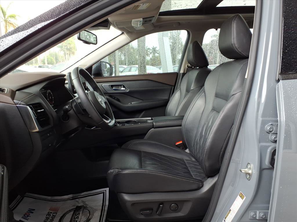 Certified 2023 Nissan Rogue Platinum w/ Platinum Premium Package image 15