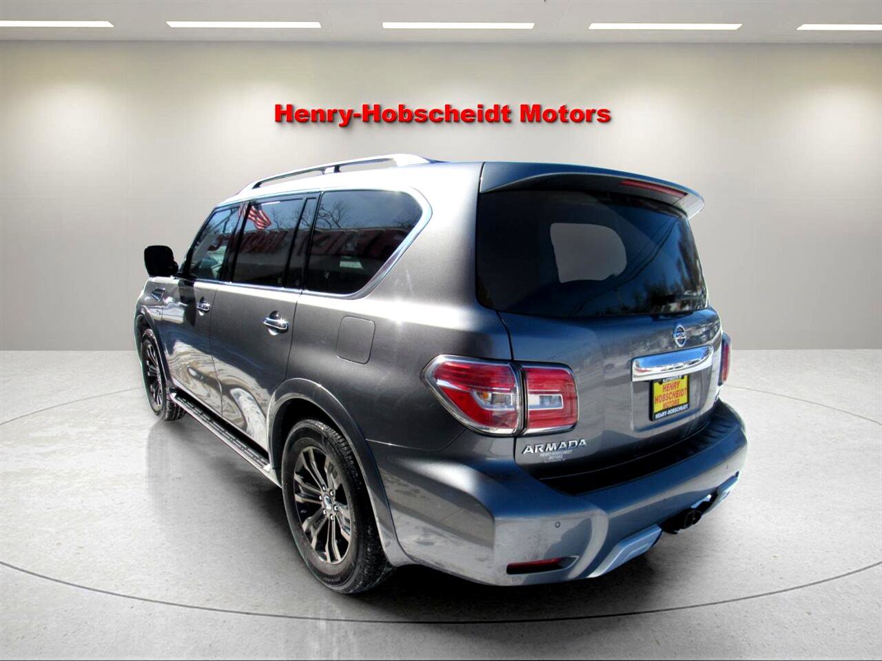 Used 2017 Nissan Armada Platinum w/ Captain Seat Package image 2