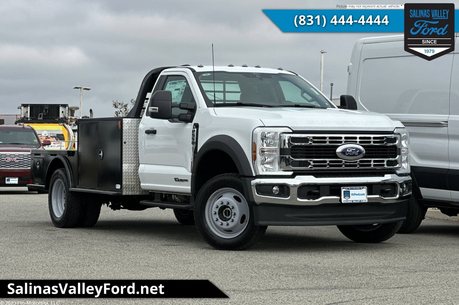 New 2026 Ford F550 4x4 Regular Cab Super Duty image 1