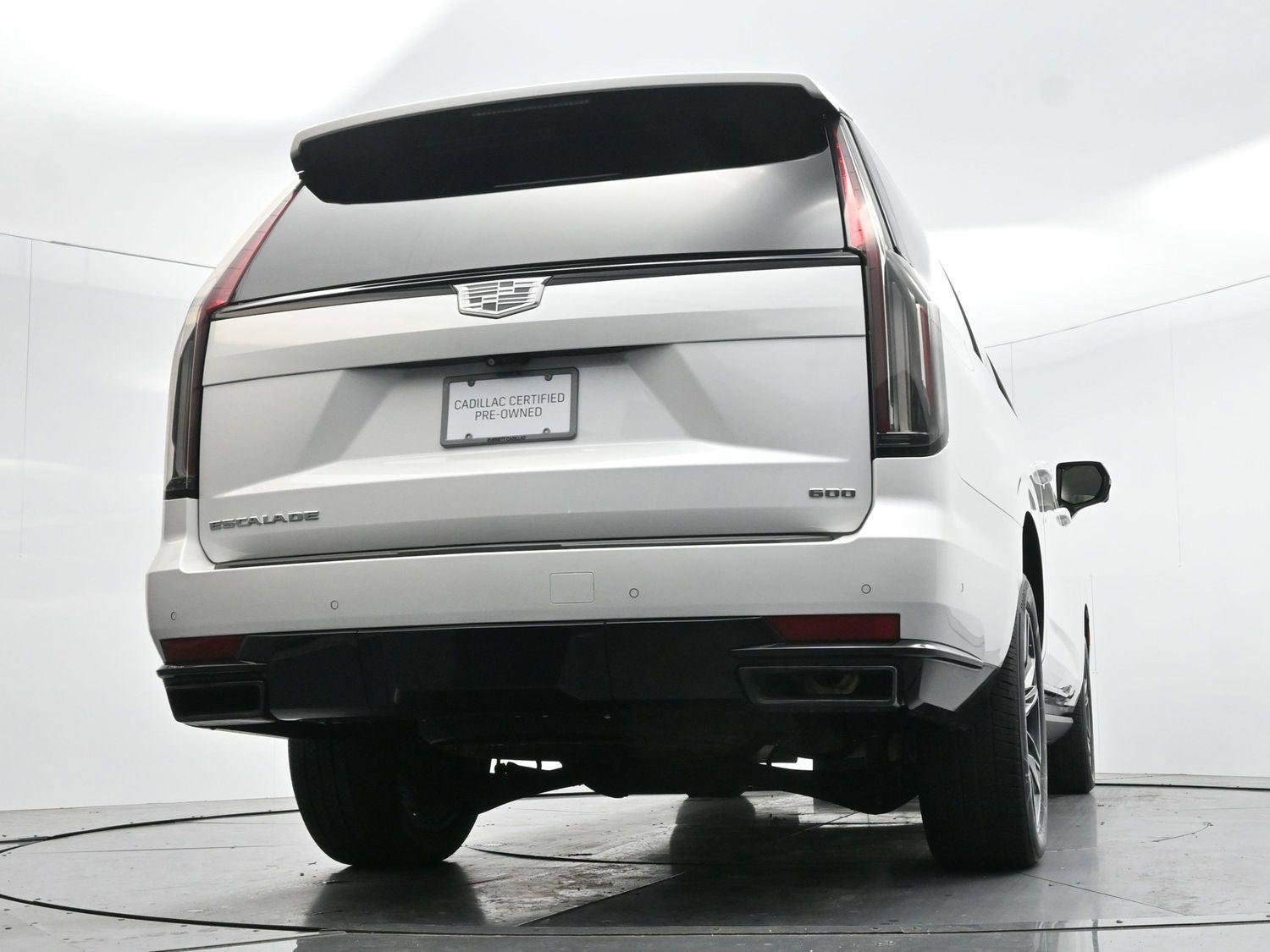 Certified 2022 Cadillac Escalade ESV Sport Platinum w/ Heavy-Duty Trailer Package image 58