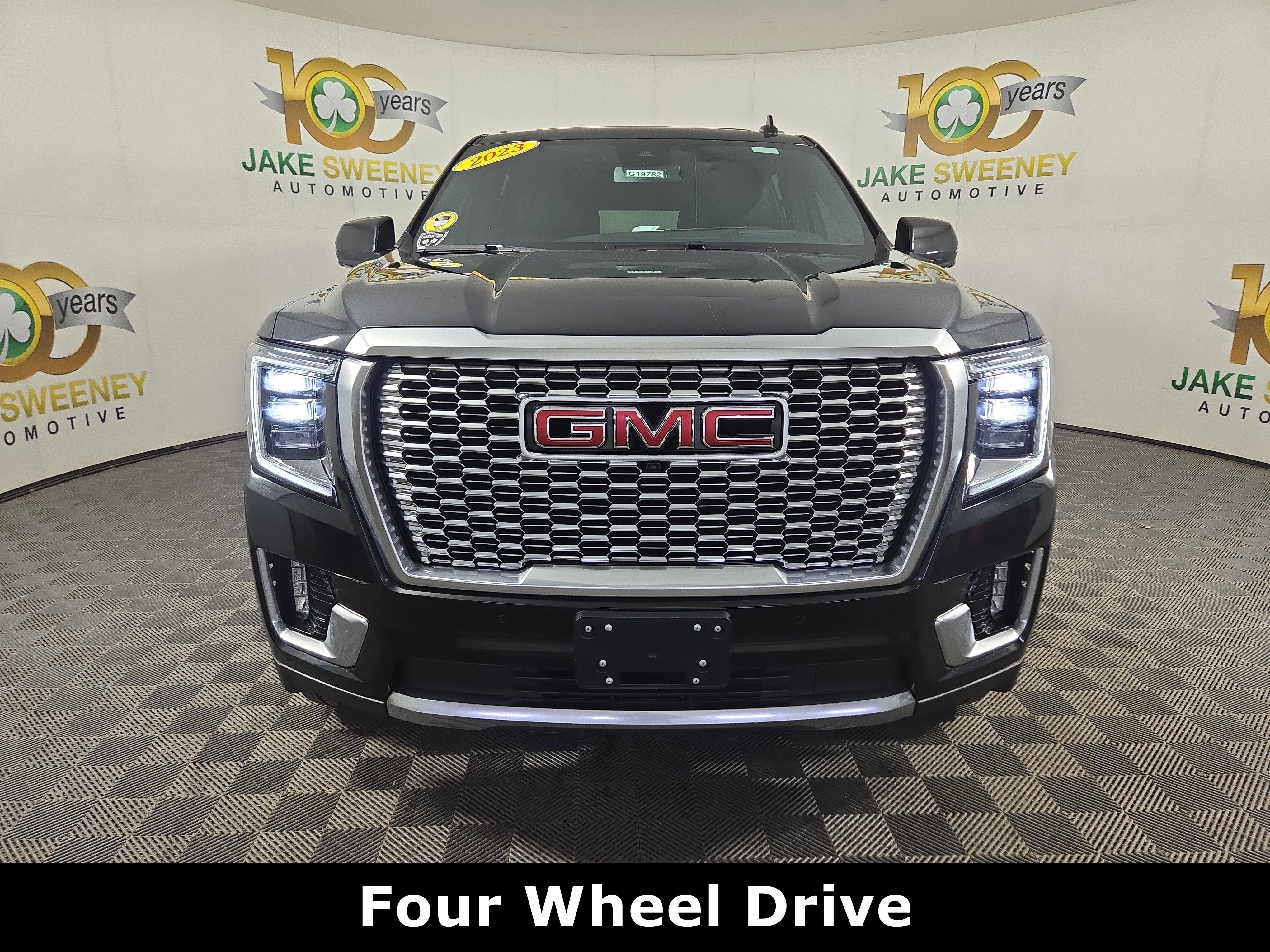 Certified 2023 GMC Yukon XL Denali image 2