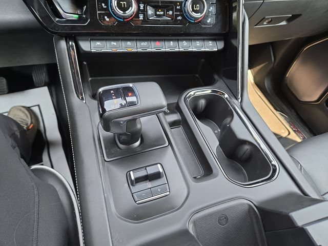 Used 2023 GMC Sierra 1500 AT4X AWD/4WD image 23