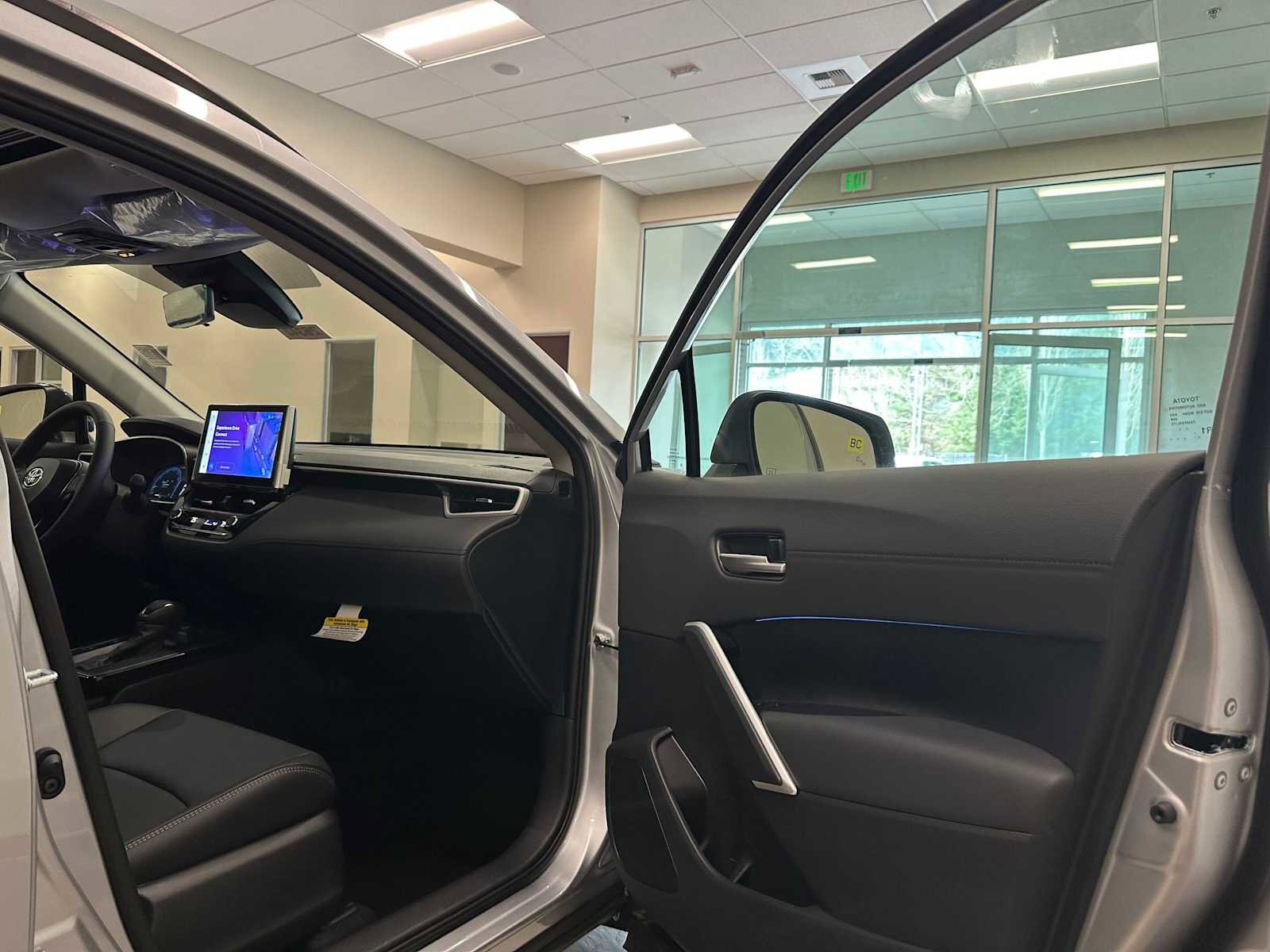 New 2026 Toyota Corolla Cross XLE image 27