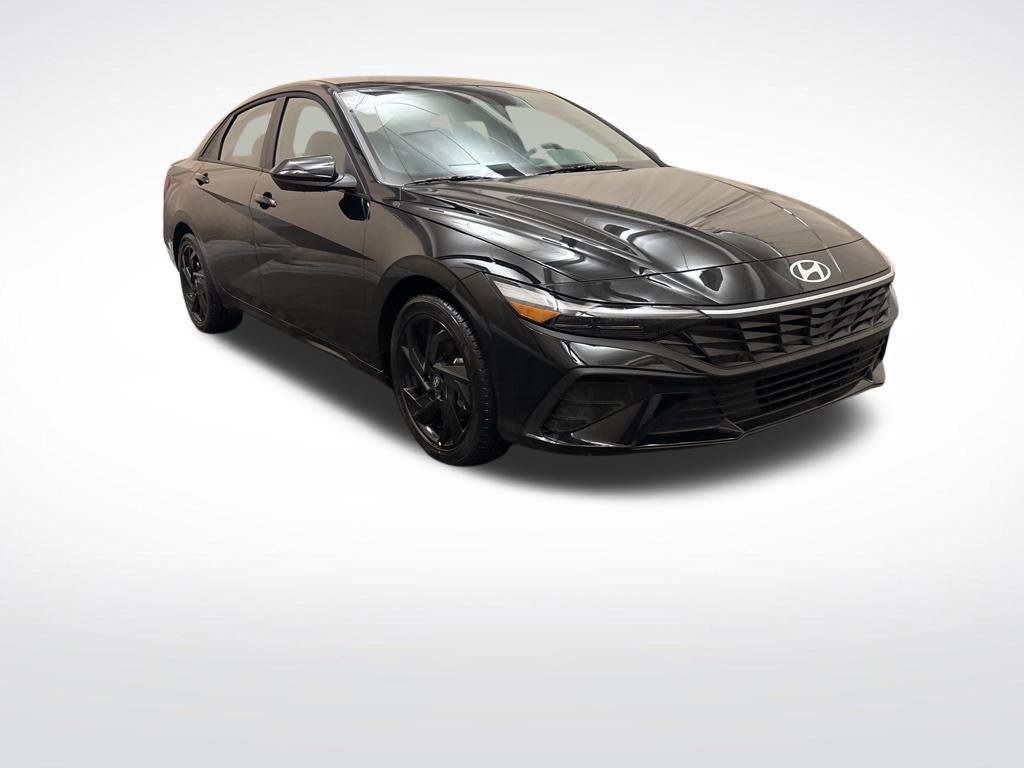 New 2026 Hyundai Elantra Sport image 3