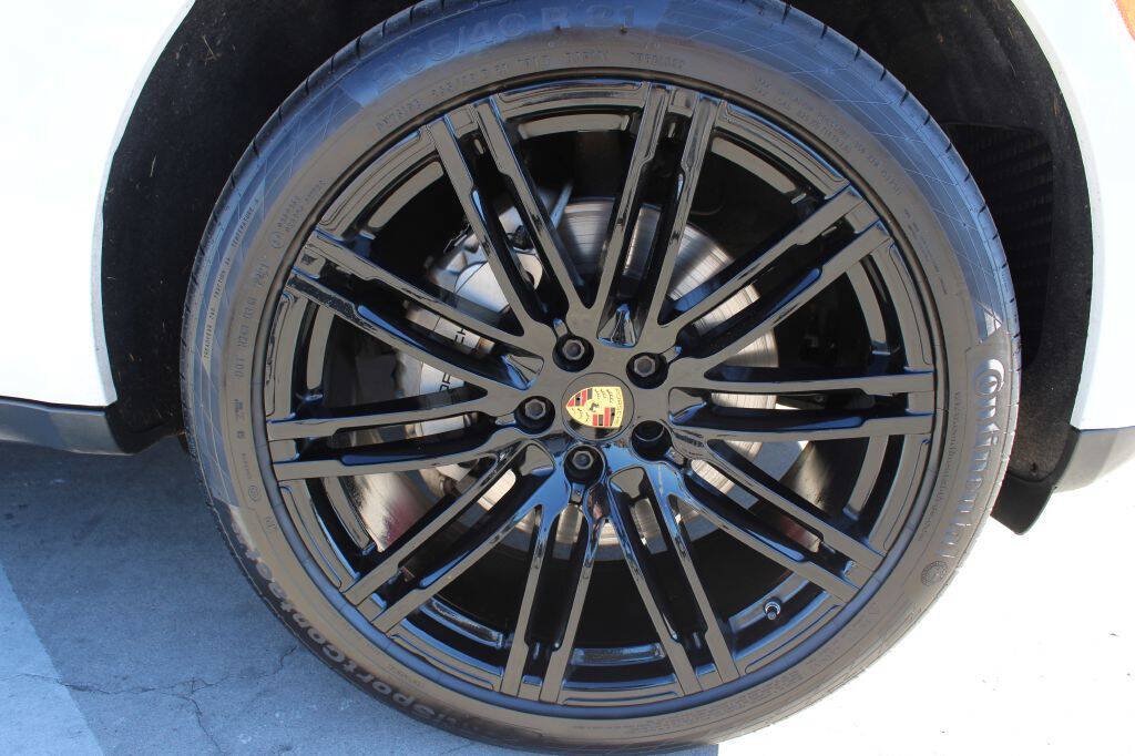 Used 2016 Porsche Macan S AWD/4WD image 19