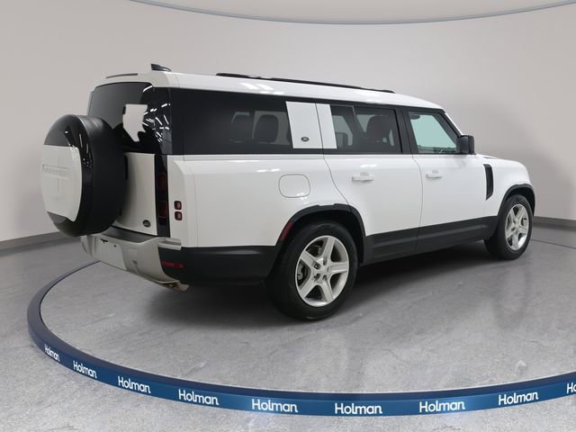 Used 2023 Land Rover Defender 130 SE image 6