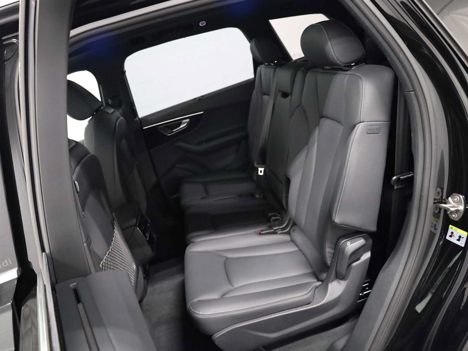 Certified 2025 Audi Q7 3.0T Premium Plus w/ Premium Plus Package AWD/4WD image 34